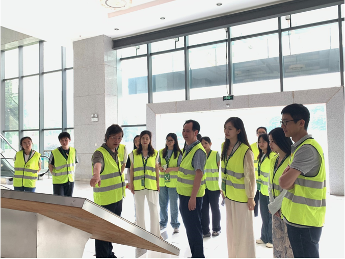 食品科学学院师生赴嘉士伯中国开展访企拓岗活动,深化校企合作与教育咨询